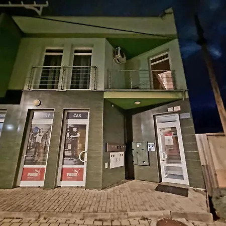 Turecka 49 1 Apartman Nové Zámky